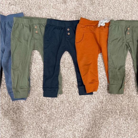 Bundle lot of size 18 month boys pants - Picture 3 of 4